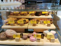 面包甜点陈列柜-麦当劳(塔园路店)