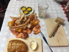 -The Crab Pot Seattle