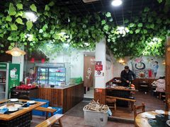 大堂-三里屯土灶炖公鸡地锅鸡(江东店)