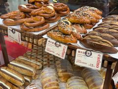-CARINO BAKERY&CAFE(人广来福士店)