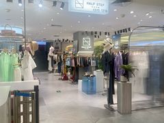 -广州白马服装市场