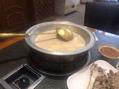 -诺敏塔拉奶茶-布里亚特包子-手把肉(锦都会店)