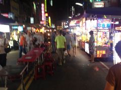 -六合夜市