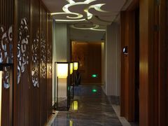 -新盈光·云会所(百丈东路店)