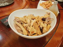 -东馆和天下特色餐饮(工农店)