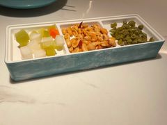 -荷塘秋月·本帮江浙菜(国权路店)