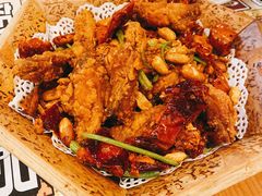 -胡桃里音乐酒馆(环亚凯瑟琳广场店)