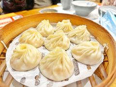 蟹粉小笼包-馋三尺蟹粉小笼(人民广场店)