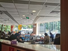 -麦当劳(东方时代广场分店)