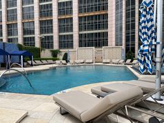 -澳门瑞吉酒店室外泳池