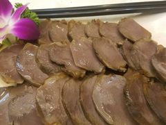 -雍景湾大酒楼(怡翠花园店)