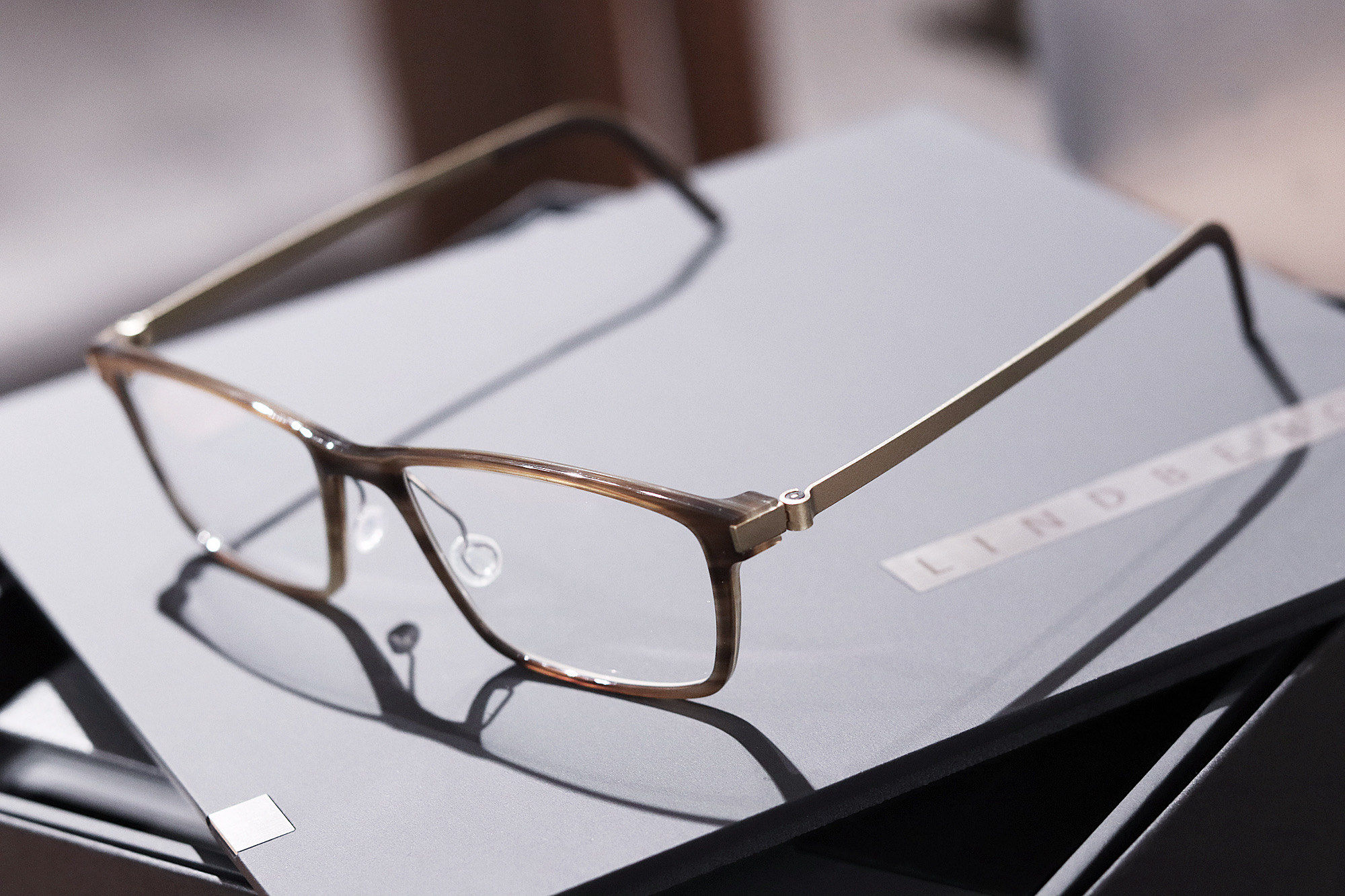 lindberg 林德伯格1819牛角眼镜