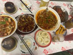 -堂瓦里·33年传统赣菜(第一街区店)