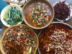 -邱金小炒·30 年盐帮江湖菜(自贡店)