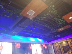 -山里屯铁锅炖·东北菜(康桥店)