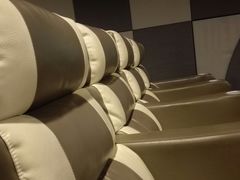 -至潮影城(庆春路锦和大厦店)
