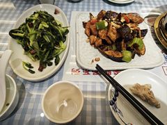 -钟记家菜(红专南路店)