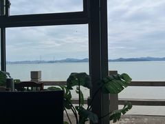 -鹰龙海畔度假酒店(咸祥店)