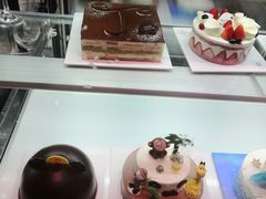 -巴黎贝甜(大宁国际商业广场店)