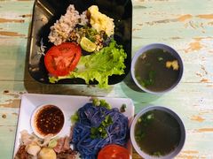 -蝶豆花蓝面条