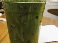雪梨牛油果-Natural Moment天然果汁(天汇广场igc店)