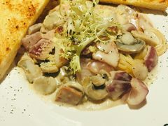 奶油蘑菇培根意面-遇见西木美式餐厅(体育路店)