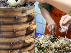 -舒小笼松针小笼包