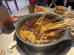 -钢管厂五区小郡肝串串香(蜀都万达店)