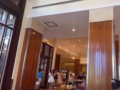 -亚龙湾希尔顿自助餐厅·海鲜·烧烤·沙滩BBQ·现场乐队