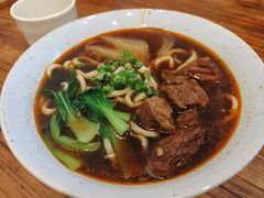 -醉牛腩·面小馆