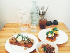自制椰子咖啡冰-Egg•Allday Brunch(襄阳北路店)