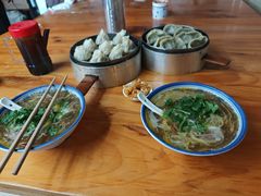 -罗卜李包子羊肉汤