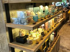 -星巴克臻选(湖滨道店)