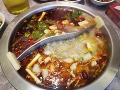 -忘情水鱼头·鲜鱼火锅(滨江中路店)