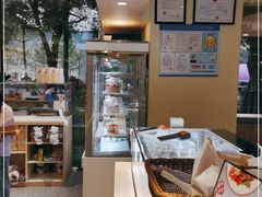 -Dough&Joe团憩(瑞虹天地月亮湾店)