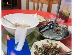 -银峰农庄·特色烧鸡·鲜无花果浸鸡