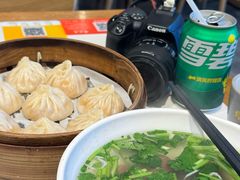-馋三尺蟹粉小笼(人民广场店)