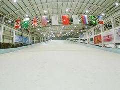 -乔波室内滑雪场