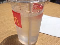 -麦当劳(中山公园龙之梦店)