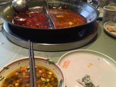 -吃城都·鱼蛙火锅(西玉龙街店)