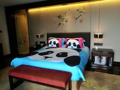 -成都保利公园皇冠假日酒店(熊猫基地店)