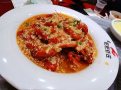 -肥肥虾庄·金牌油焖大虾(汉口城市广场店)