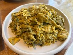 鲜香椿炒鸡蛋-姥姥家春饼店(惠新东街店)
