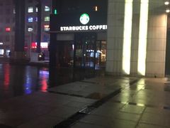 -星巴克臻选(济南万达店)
