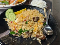 -Show Neua Thai Street Food