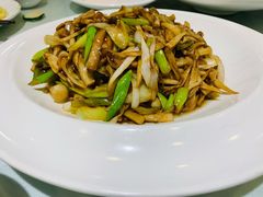 葱爆三菌-包子大王(新泽巷店)