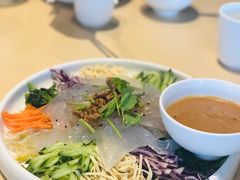 东北七彩大拉皮-关东小磨东北菜(上海长风大悦城店)