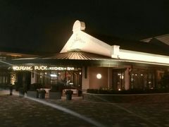 -WOLFGANG PUCK KITCHEN & BAR(迪士尼小镇店)