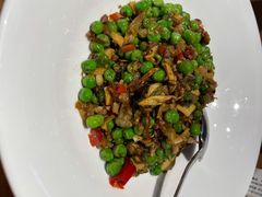 酸菜炒青豆-坛宗剁椒鱼头(河西王府井店)