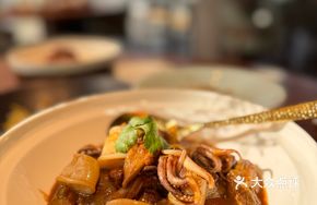 Green Eggplant Stewed with Sea Rabbit